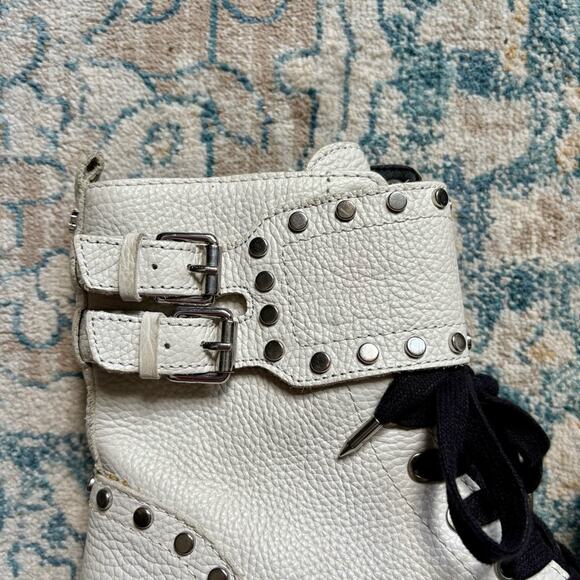 Sam Edelman Jennifer Studded Combat Boots White Silver Leather Women’s Size 7.5 - Picture 3 of 9